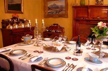 Bed & Breakfast Gunyah Country Estate