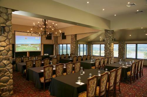 Hotel Terrace Downs Resort