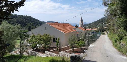 Villa Bayview House