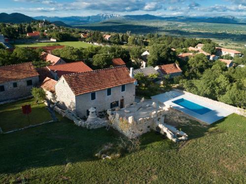 Apartamento Holiday Home Leptir