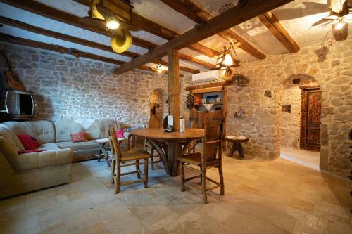 Apartamento Holiday Home Leptir