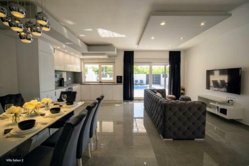 Villas Sabun - Modern House With Pool & Jacuzzi