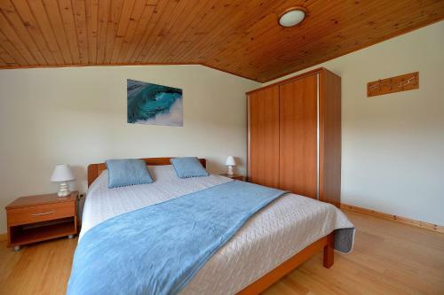 Hostal Apartment House Simoni With Pool, Zadar County