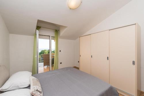 Apartments By The Sea Privlaka, Zadar - 14569