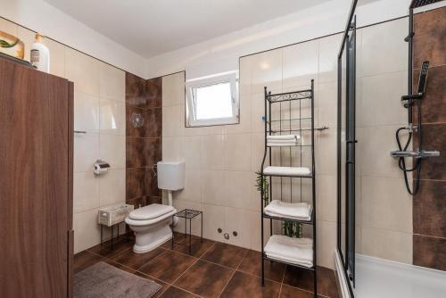Apartments By The Sea Privlaka, Zadar - 14569