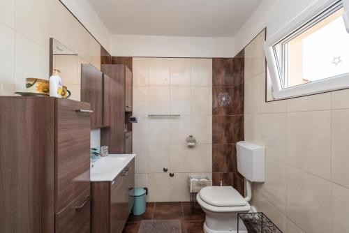 Apartments By The Sea Privlaka, Zadar - 14569