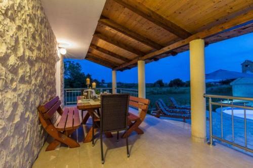 Villa Paula With A Heated Pool