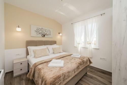 Villa Stancija Privlaka 2 With Heated Pol