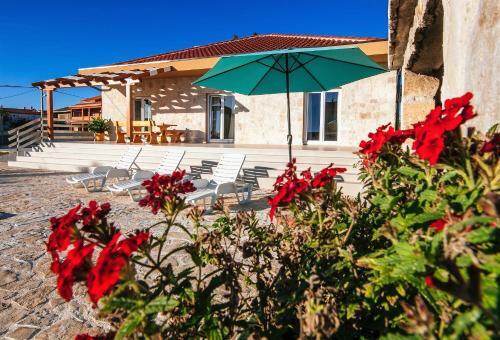 Poolincluded - Villa Privlaka
