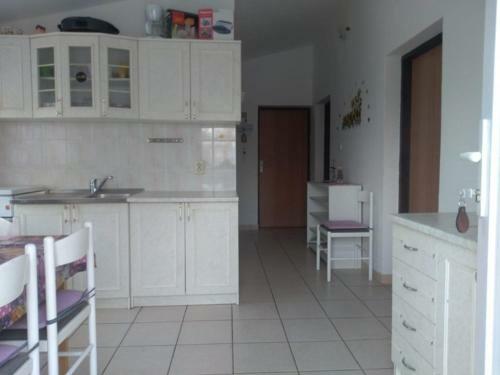 Apartment Marika-near Queen Beach