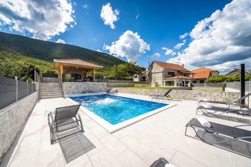 Villa Ivandvor