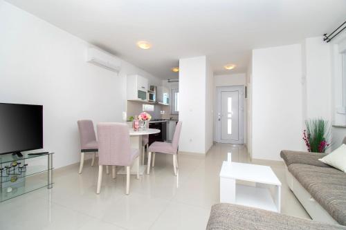 House Tatjana