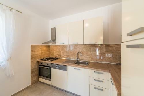 Villa Karin With Heated Pool
