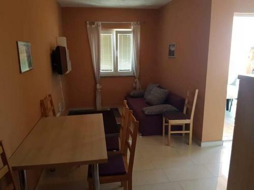 Apartments Maestral In Privlaka, 70m From The Beach
