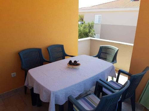 Apartments Maestral In Privlaka, 70m From The Beach