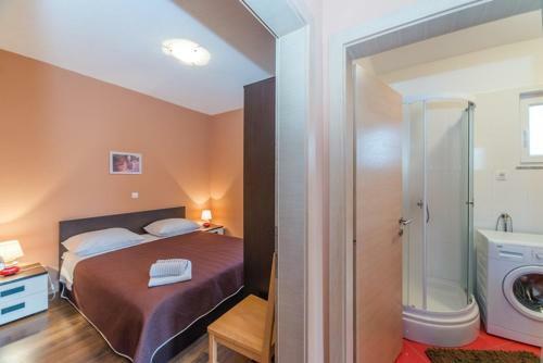 Apartments Maestral In Privlaka, 70m From The Beach