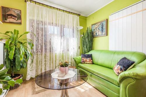 Apartments With A Parking Space Skrljevo, Rijeka - 17116
