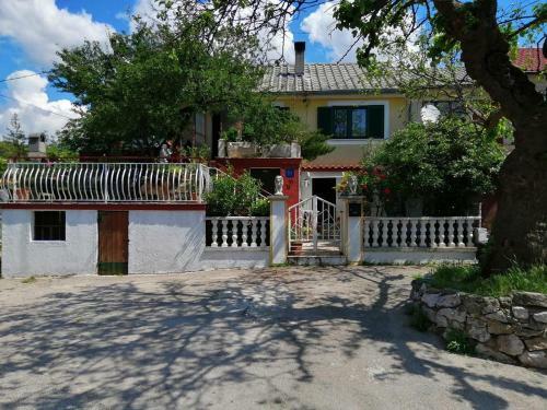 Apartments With A Parking Space Skrljevo, Rijeka - 17116