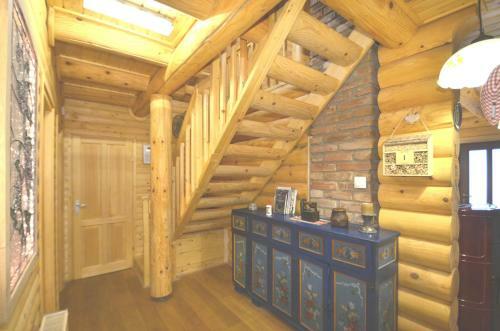 Chalet Mit 7.000 M2 Land Und Wundersch�ne Aussicht