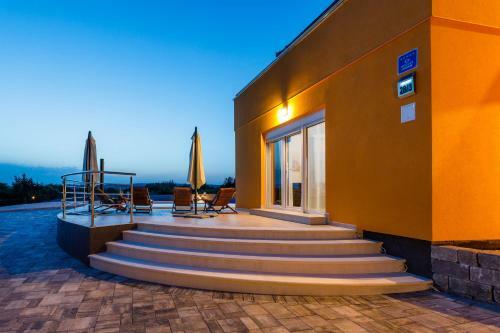 House - Villa Skyline