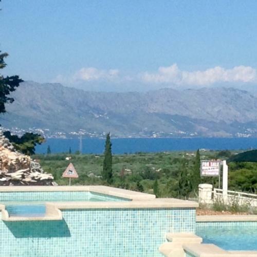 Villa Tamara,3 Beheizte Pools,meerblick