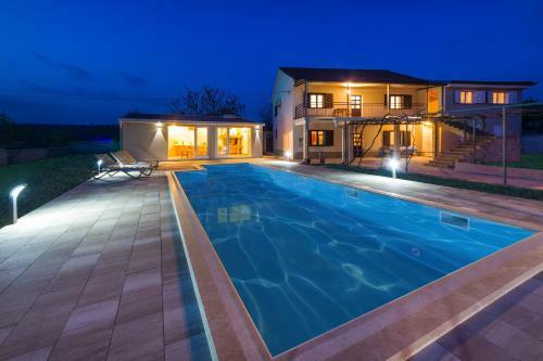 Villa Holiday Home Vila Dida Moj