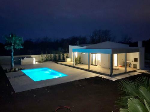 Villa Eni Medulin Sisan Heated Pool