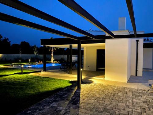 Villa Eni Medulin Sisan Heated Pool