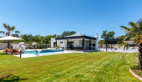 Villa Eni Medulin Sisan Heated Pool