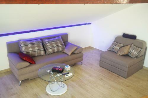 Aparthotel Apartments Toni Sea View