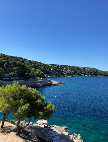 Aparthotel Apartments Toni Sea View