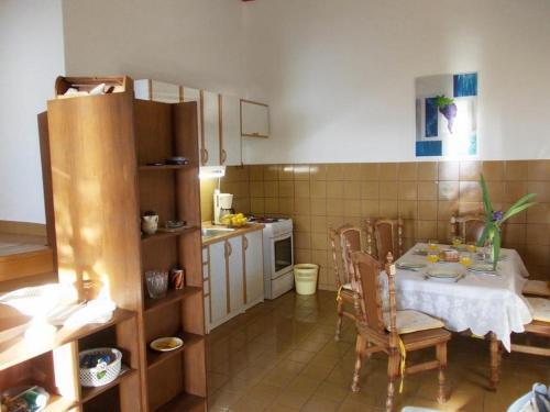 Family Friendly House With A Parking Space Primosten - 17979