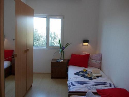 Family Friendly House With A Parking Space Primosten - 17979