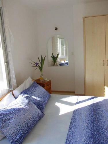 Family Friendly House With A Parking Space Primosten - 17979