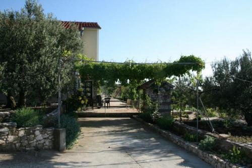 Family Friendly House With A Parking Space Primosten - 17979