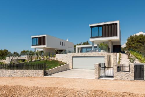 Luxury Villa Sunray 2