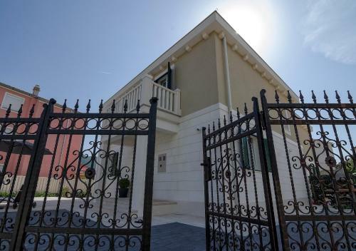 Villa Kami