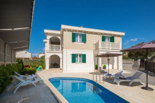 Villa Kami
