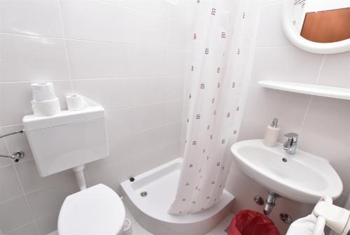 Hostal Rooms Bozena