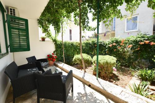 Apartments Crni Ante