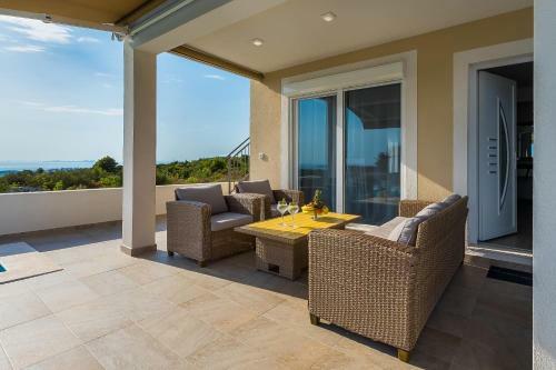 Villa Sky