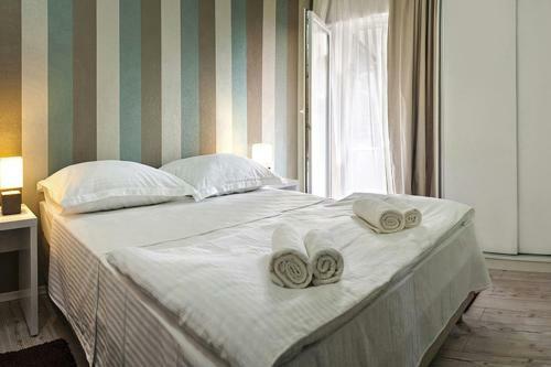 Luxury Villa Mosor, Heated Pool Whirpool, Near The See