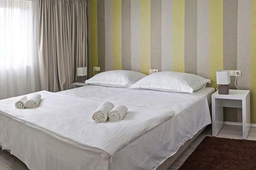 Luxury Villa Mosor, Heated Pool Whirpool, Near The See