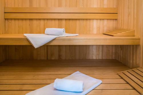Luxury Villa Mosor, Heated Pool Whirpool, Near The See