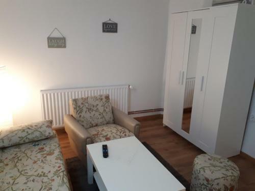 Hostal Apartman Ana