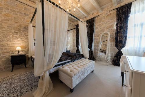 Luxury Villa Marija - Rustic Villa With Pool And Sauna