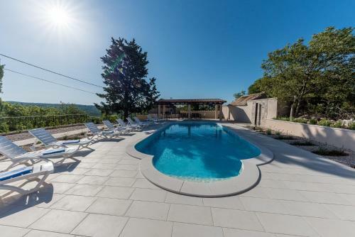 Luxury Villa Marija - Rustic Villa With Pool And Sauna
