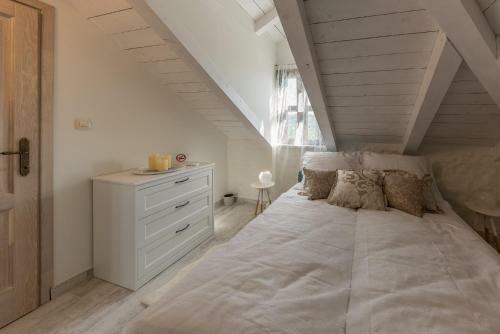 Luxury Villa Marija - Rustic Villa With Pool And Sauna