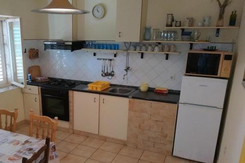 Apartments By The Sea Brna, Korcula - 4468