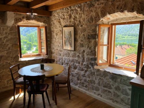 Rustica House